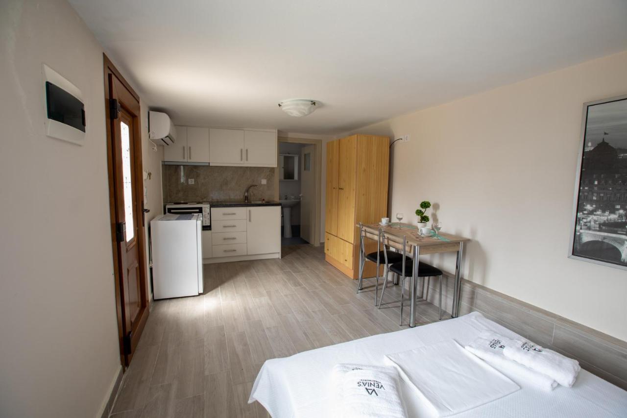 Venia'S Apartments 斯卡拉埃雷索 外观 照片