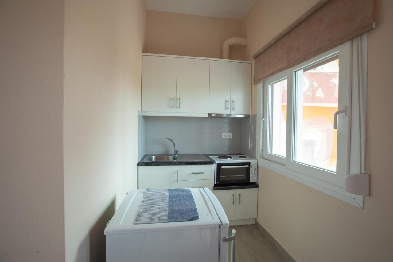 Venia'S Apartments 斯卡拉埃雷索 外观 照片